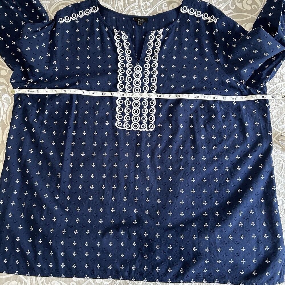 Talbots Plus Top Women 3X Navy White Embroidery Swiss Dot Pullover Cottage Comfy - Picture 5 of 15